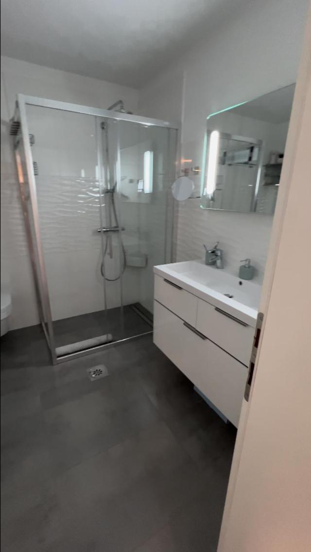 Mandy Apartman 巴斯卡 外观 照片