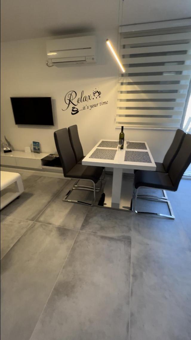 Mandy Apartman 巴斯卡 外观 照片